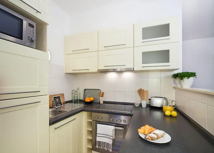 Bphome - Lovag * Budapest