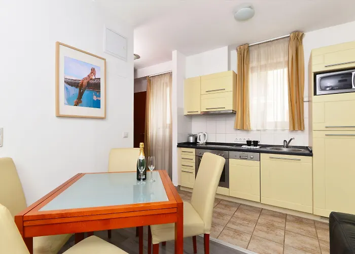 Bphome - Lovag * Budapest