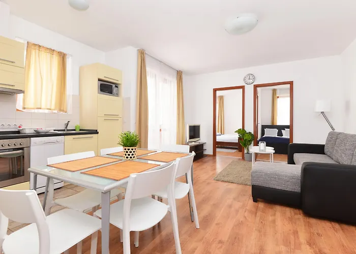 Bphome - Lovag Apartment